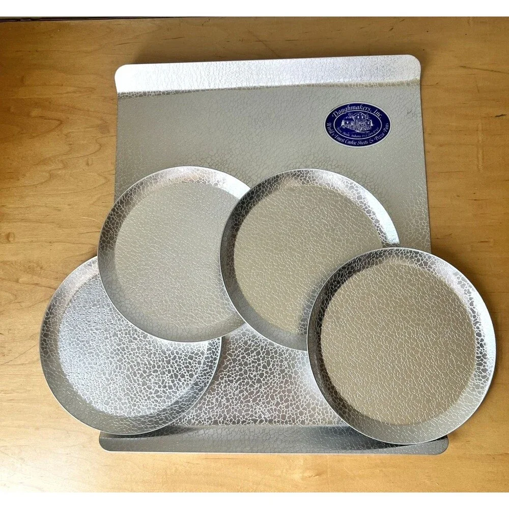Vtg Doughmakers Cookie Sheet & 4 Set 8-Inch Pebble Pattern Personal Pizza Pans